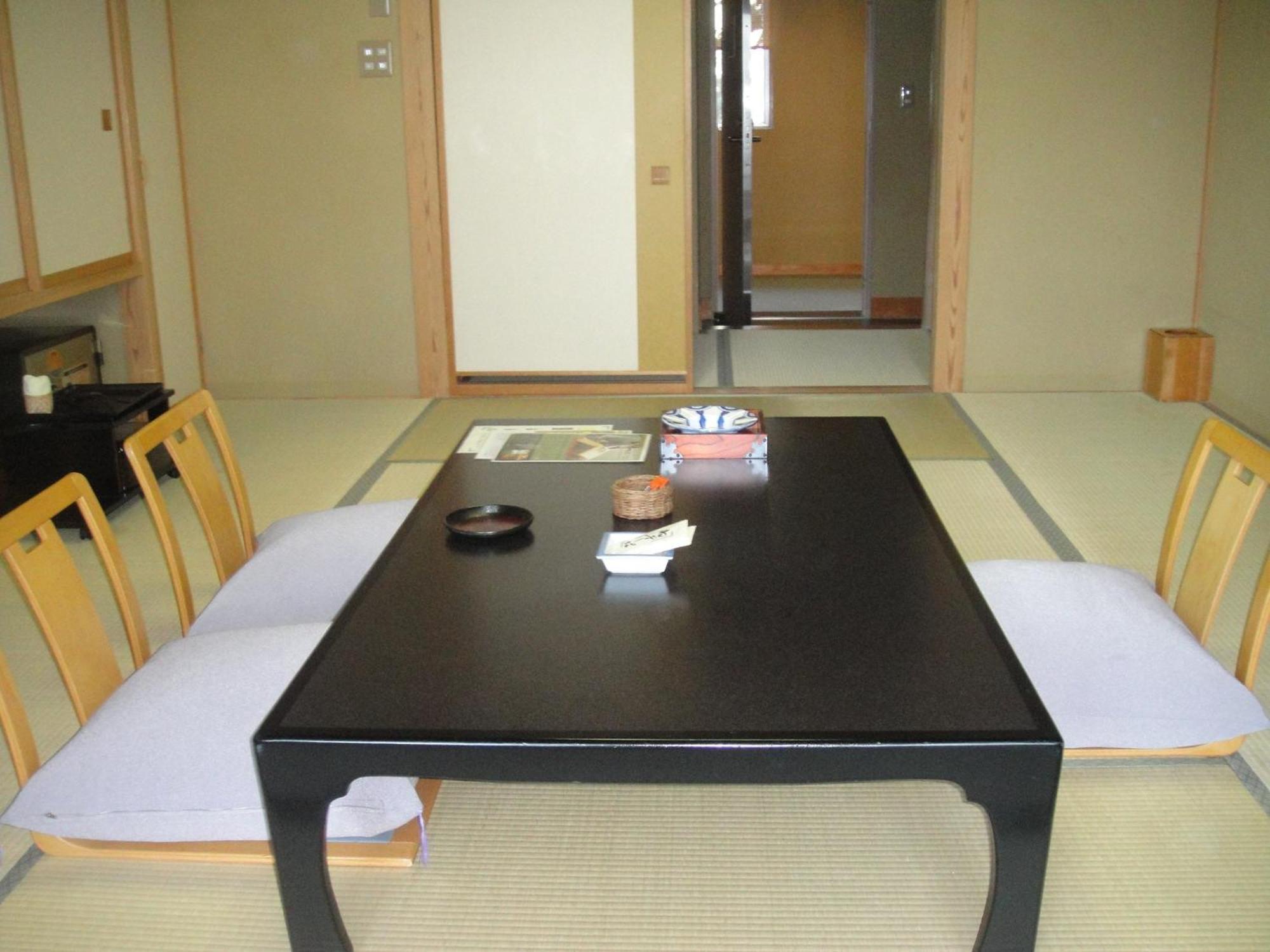 Ryokan Sakaya Nozawaonsen Buitenkant foto